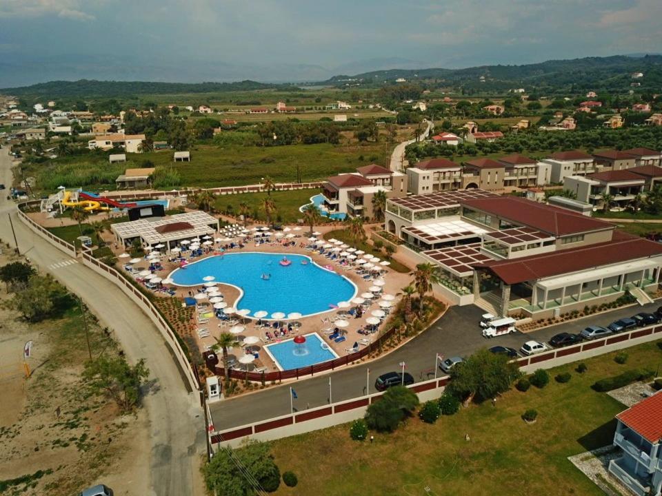 Almyros Almiros strand